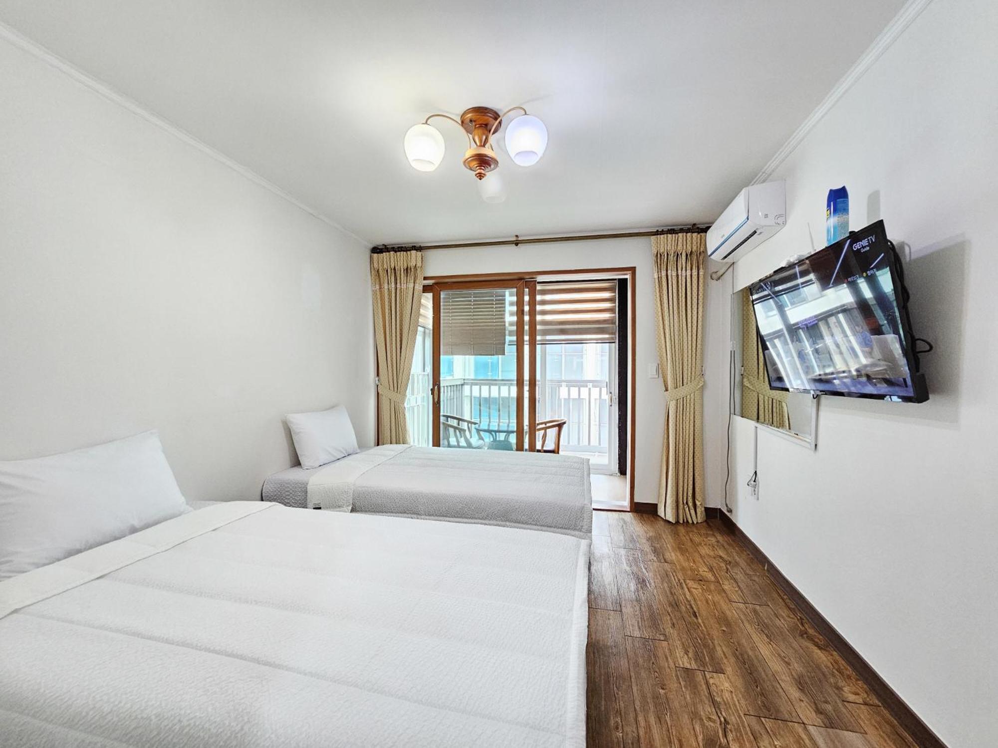 Seongsan Sunrise Pension Seogwipo Zewnętrze zdjęcie